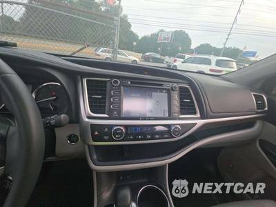 2016 Toyota Highlander Limited - zdjęcie 10 z 25 - miniatura