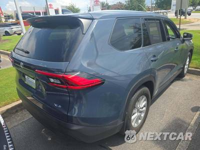2024 Toyota Grand Highlander XLE - zdjęcie 3 z 22 - miniatura