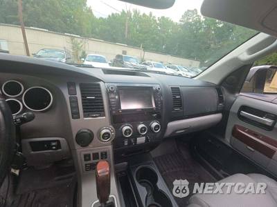 2012 Toyota Sequoia Platinum - zdjęcie 10 z 28 - miniatura