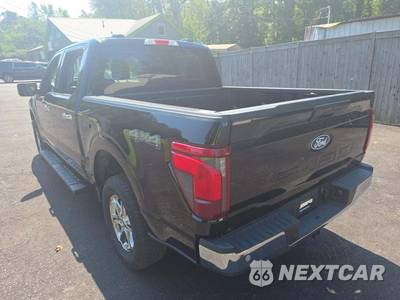 2025 Ford F-150 XLT Crew Cab Short Bed - zdjęcie 2 z 22 - miniatura