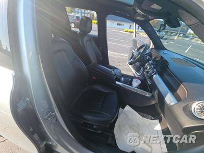 2022 Mercedes-Benz GLB 250 - zdjęcie 16 z 21 - miniatura
