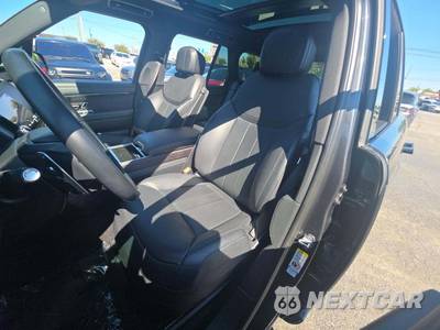2023 Land Rover Range Rover SE - zdjęcie 6 z 20 - miniatura