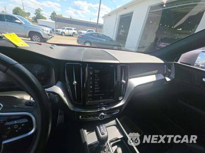 2019 Volvo XC60 T5 R-Design - zdjęcie 7 z 24 - miniatura
