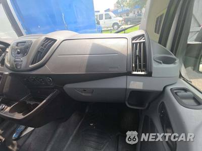 2018 Ford Transit 350 Cutaway - zdjęcie 16 z 20 - miniatura