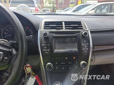 2015 Toyota Camry LE - zdjęcie 10 z 25 - miniatura