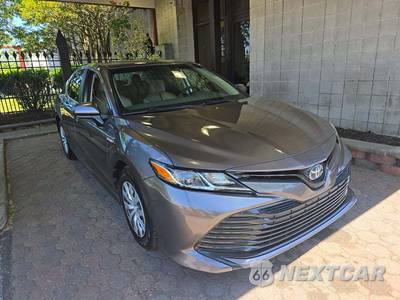 2018 Toyota Camry Hybrid LE - zdjęcie 4 z 22 - miniatura