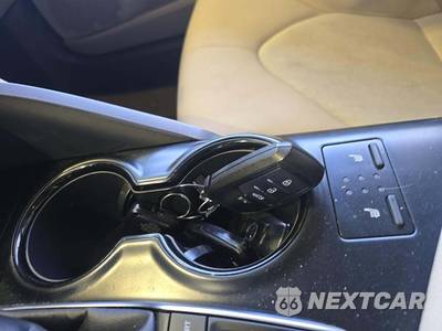 2018 Toyota Camry Hybrid LE - zdjęcie 8 z 22 - miniatura