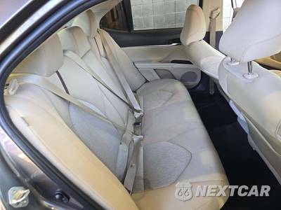 2018 Toyota Camry Hybrid LE - zdjęcie 16 z 22 - miniatura