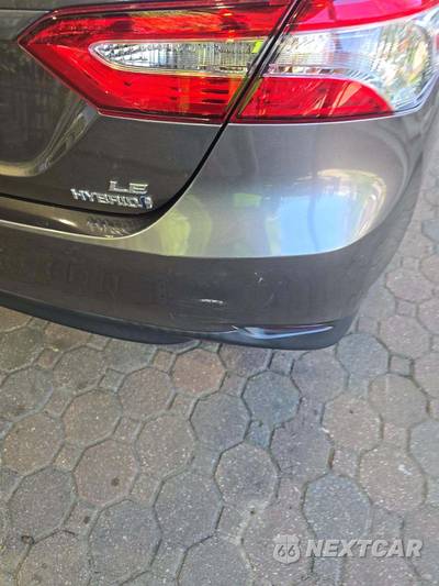 2018 Toyota Camry Hybrid LE - zdjęcie 21 z 22 - miniatura