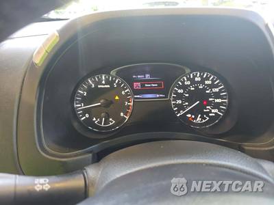 2017 Nissan Pathfinder SV - zdjęcie 9 z 21 - miniatura