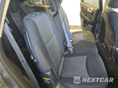 2017 Nissan Pathfinder SV - zdjęcie 17 z 21 - miniatura