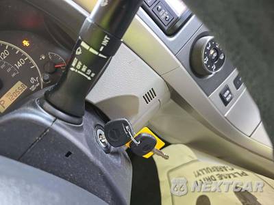 2013 Toyota Corolla LE - zdjęcie 8 z 23 - miniatura
