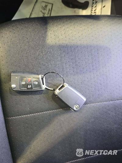 2018 Volkswagen Tiguan SE - zdjęcie 8 z 20 - miniatura