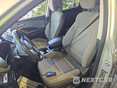 2018 Hyundai Santa Fe SE - zdjęcie 6 z 25 - miniatura