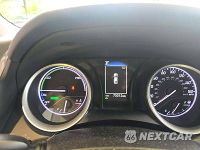 2022 Toyota Camry Hybrid LE - zdjęcie 9 z 20 - miniatura