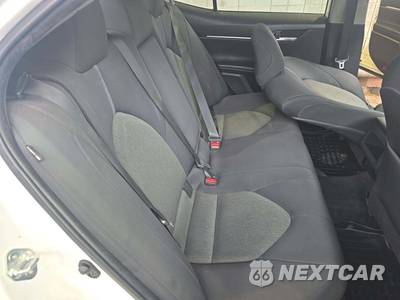 2022 Toyota Camry Hybrid LE - zdjęcie 16 z 20 - miniatura