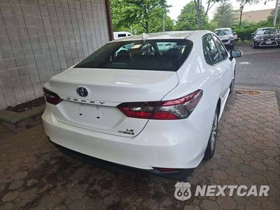 2022 Toyota Camry Hybrid LE - zdjęcie 3 z 20 - miniatura