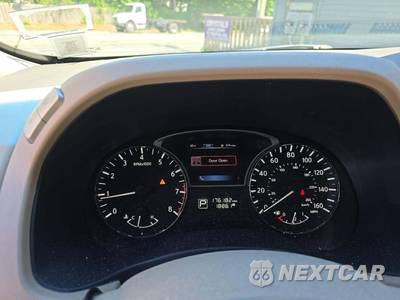 2015 Nissan Pathfinder SL - zdjęcie 6 z 24 - miniatura