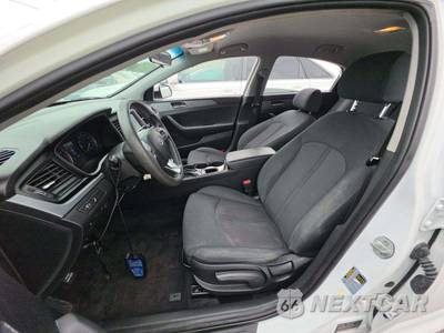 2019 Hyundai Sonata SE - zdjęcie 6 z 28 - miniatura