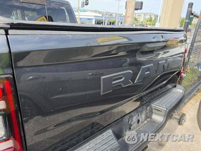 2020 Ram 2500 Power Wagon Crew Cab Medium Bed - zdjęcie 26 z 31 - miniatura