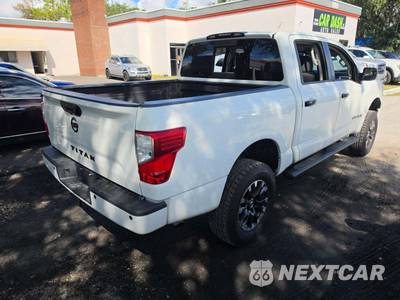 2018 Nissan TITAN SV Crew Cab Short Bed - zdjęcie 3 z 29 - miniatura