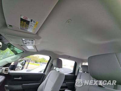 2022 Toyota Tundra SR5 Crew Cab Short Bed - zdjęcie 11 z 30 - miniatura