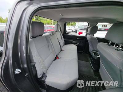 2022 Toyota Tundra SR5 Crew Cab Short Bed - zdjęcie 16 z 30 - miniatura