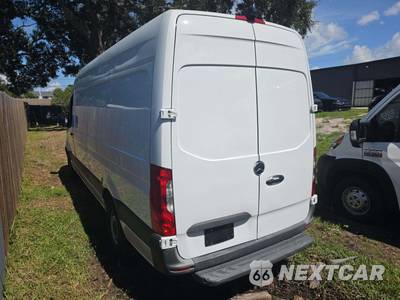 2022 Mercedes-Benz Sprinter 2500 Cargo Van High Roof 170.0" WB - zdjęcie 2 z 32 - miniatura