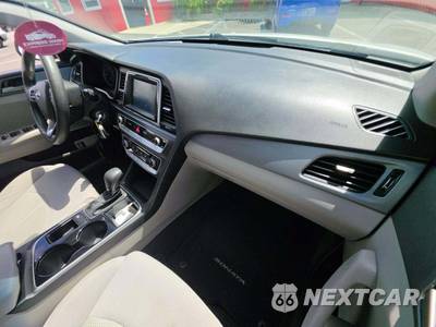 2018 Hyundai Sonata SE - zdjęcie 19 z 28 - miniatura