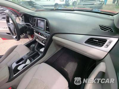 2018 Hyundai Sonata SE - zdjęcie 19 z 35 - miniatura
