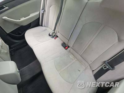 2018 Hyundai Sonata SE - zdjęcie 24 z 35 - miniatura