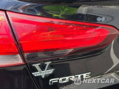 2018 Kia Forte S Sedan - zdjęcie 27 z 33 - miniatura