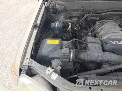 2004 Toyota Sequoia SR5 - zdjęcie 26 z 30 - miniatura