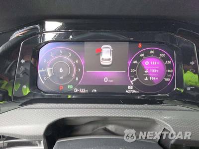 2023 Volkswagen Golf GTI 40th Anniversary Edition Sedan - zdjęcie 9 z 22 - miniatura