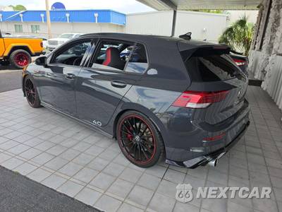 2023 Volkswagen Golf GTI 40th Anniversary Edition Sedan - zdjęcie 2 z 22 - miniatura
