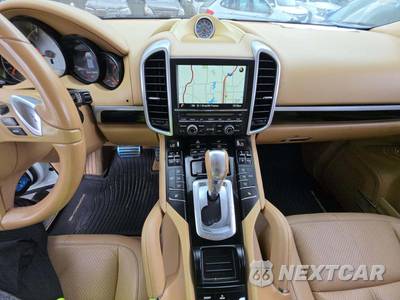 2014 Porsche Cayenne S Hybrid - zdjęcie 10 z 22 - miniatura