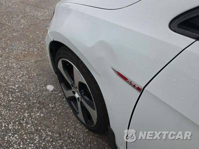 2015 Volkswagen Golf GTI SE Hatchback - zdjęcie 21 z 31 - miniatura