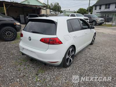 2015 Volkswagen Golf GTI SE Hatchback - zdjęcie 3 z 31 - miniatura