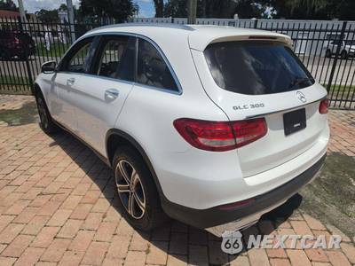 2019 Mercedes-Benz GLC 300 - zdjęcie 2 z 22 - miniatura