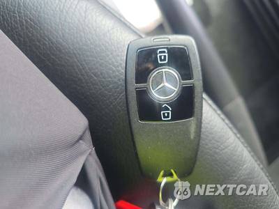 2025 Mercedes-Benz Sprinter 2500 Cargo Van Standard Roof 144.0" WB - zdjęcie 8 z 26 - miniatura