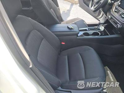 2024 Nissan Altima SV - zdjęcie 18 z 22 - miniatura