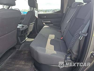2024 Toyota Tundra SR5 Crew Cab Short Bed - zdjęcie 13 z 24 - miniatura