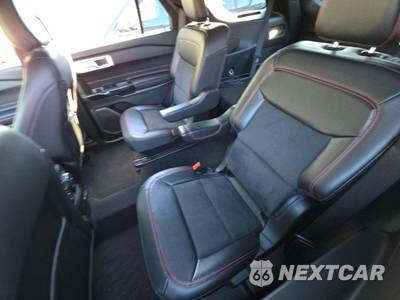 2023 Ford Explorer ST-Line - zdjęcie 13 z 21 - miniatura