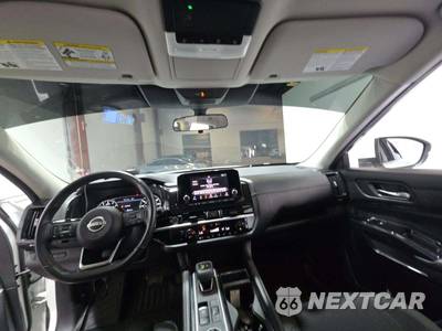 2022 Nissan Pathfinder SV - zdjęcie 10 z 22 - miniatura
