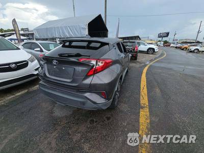 2019 Toyota C-HR XLE - zdjęcie 3 z 20 - miniatura