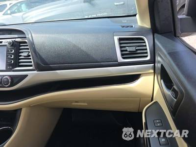 2015 Toyota Highlander XLE - zdjęcie 19 z 20 - miniatura