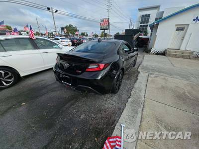 2023 Toyota GR86 Premium - zdjęcie 3 z 19 - miniatura