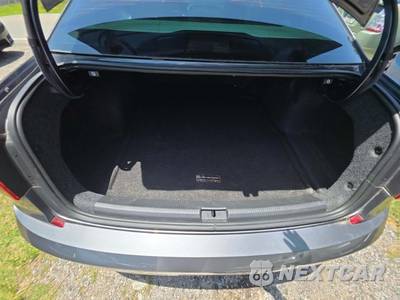 2017 Volkswagen Passat 1.8T SE - zdjęcie 14 z 20 - miniatura