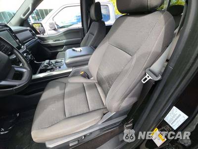 2023 Ford F-150 XLT Crew Cab Short Bed - zdjęcie 6 z 20 - miniatura