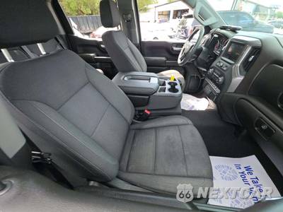2023 Chevrolet Silverado 1500 Custom Crew Cab Short Bed 1CX - zdjęcie 18 z 20 - miniatura